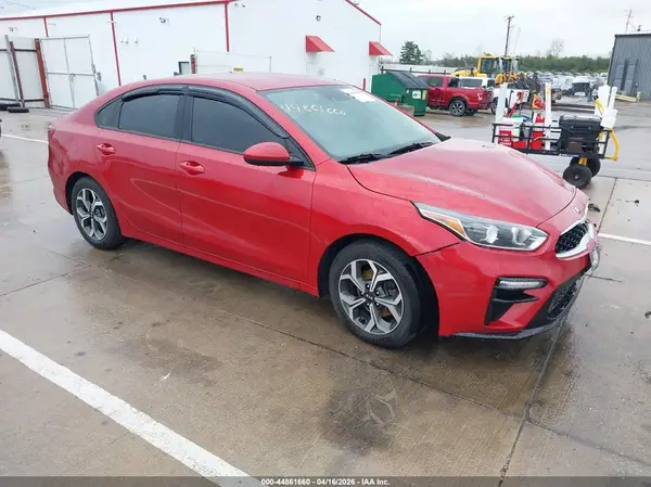 3KPF24AD2KE033217 2019 KIA FORTE - Image 1