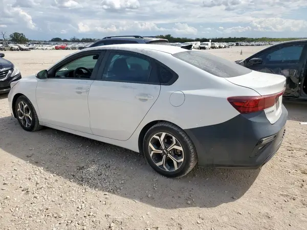 3KPF24AD2KE034352 2019 KIA FORTE - Image 2