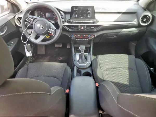 3KPF24AD2KE034352 2019 KIA FORTE - Image 8