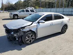 3KPF24AD2KE037137 2019 KIA FORTE