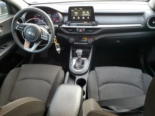 3KPF24AD2KE040247 2019 KIA FORTE - Image 8
