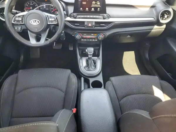 3KPF24AD2KE040409 2019 KIA FORTE - Image 8