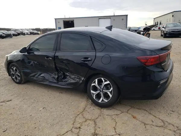 3KPF24AD2KE041396 2019 KIA FORTE - Image 2