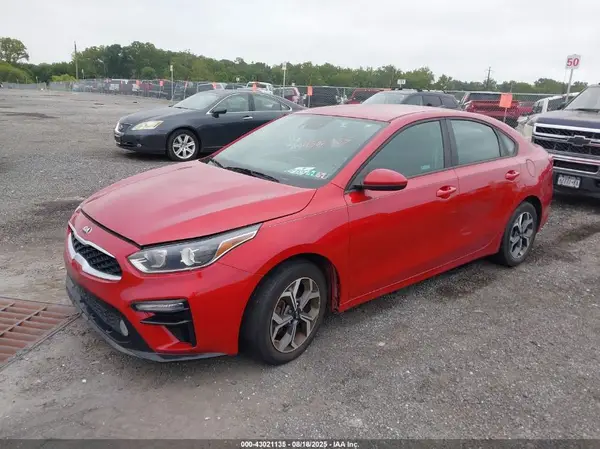 3KPF24AD2KE042614 2019 KIA FORTE - Image 2