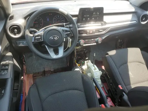 3KPF24AD2KE043990 2019 KIA FORTE - Image 8