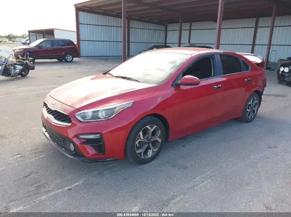 3KPF24AD2KE045321 2019 KIA FORTE - Image 2