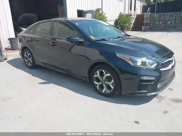 3KPF24AD2KE046128 2019 KIA FORTE - Image 1