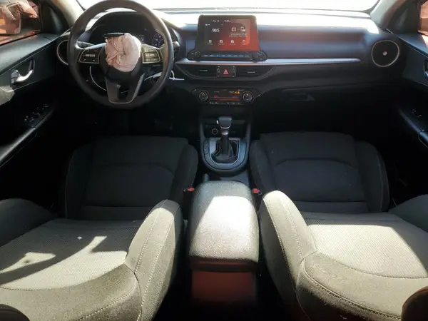 3KPF24AD2KE046596 2019 KIA FORTE - Image 8