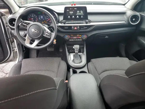 3KPF24AD2KE047327 2019 KIA FORTE - Image 8