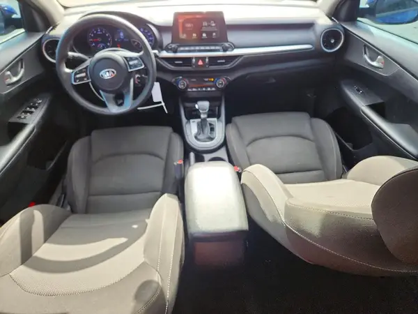 3KPF24AD2KE050129 2019 KIA FORTE - Image 8