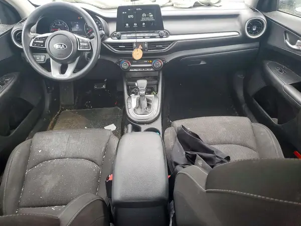 3KPF24AD2KE055332 2019 KIA FORTE - Image 8