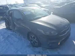 3KPF24AD2KE057582 2019 KIA FORTE