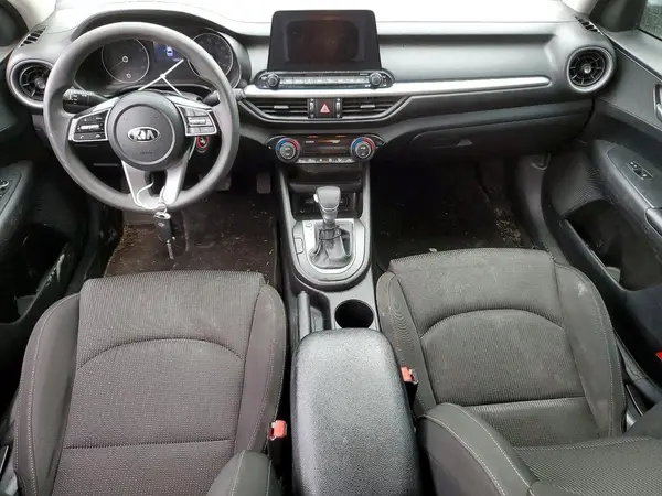 3KPF24AD2KE059333 2019 KIA FORTE - Image 8