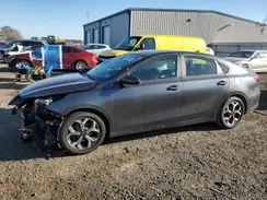 3KPF24AD2KE061549 2019 KIA FORTE