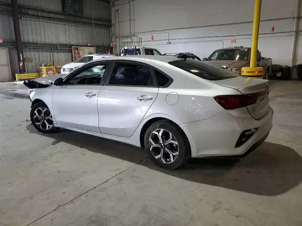 3KPF24AD2KE061664 2019 KIA FORTE - Image 2