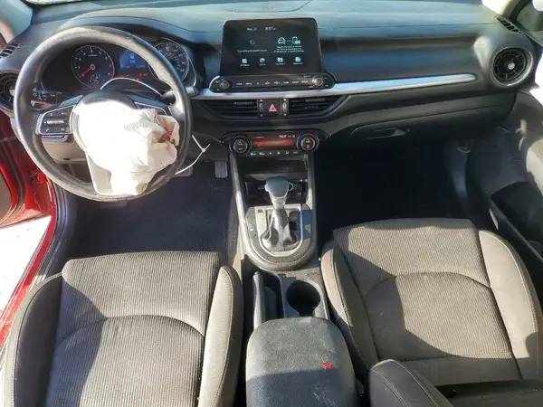 3KPF24AD2KE065651 2019 KIA FORTE - Image 8