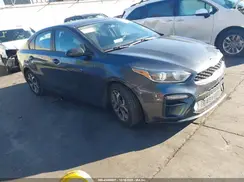 3KPF24AD2KE066718 2019 KIA FORTE