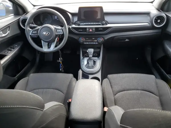 3KPF24AD2KE067433 2019 KIA FORTE - Image 8