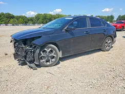 3KPF24AD2KE070364 2019 KIA FORTE