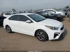 3KPF24AD2KE070686 2019 KIA FORTE