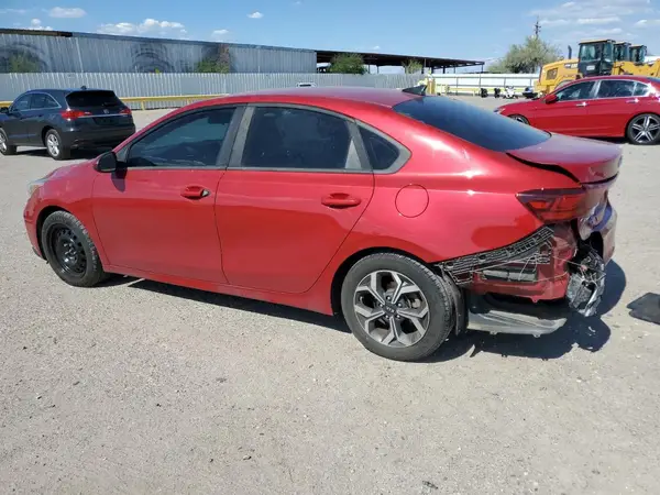 3KPF24AD2KE074284 2019 KIA FORTE - Image 2