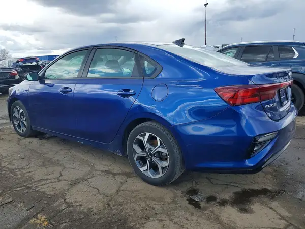 3KPF24AD2KE075791 2019 KIA FORTE - Image 2