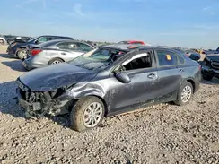 3KPF24AD2KE076634 2019 KIA FORTE