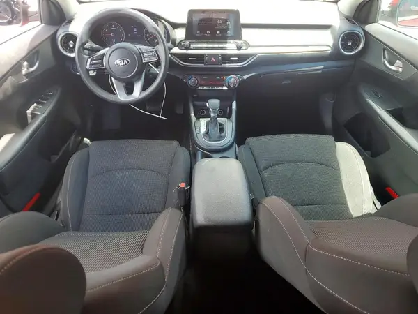 3KPF24AD2KE079419 2019 KIA FORTE - Image 8