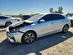 3KPF24AD2KE080411 2019 KIA FORTE
