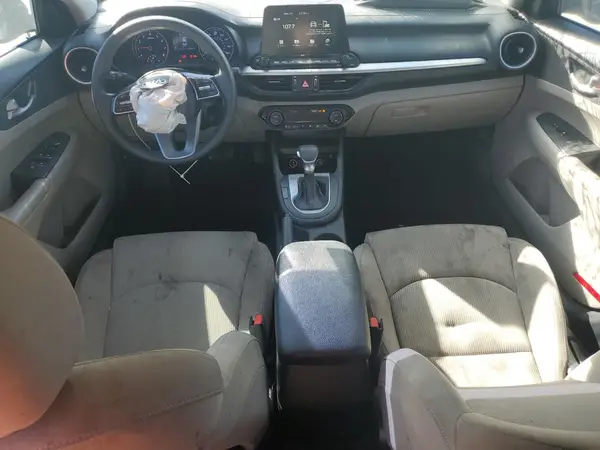 3KPF24AD2KE082000 2019 KIA FORTE - Image 8