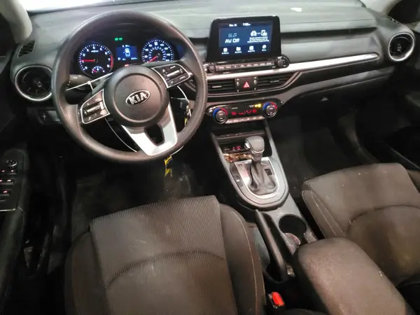 3KPF24AD2KE085804 2019 KIA FORTE - Image 8