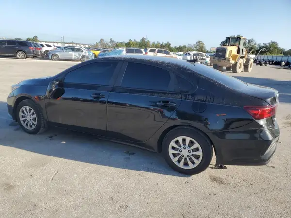 3KPF24AD2KE088430 2019 KIA FORTE - Image 2