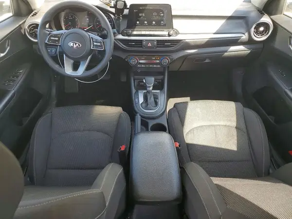 3KPF24AD2KE089318 2019 KIA FORTE - Image 8