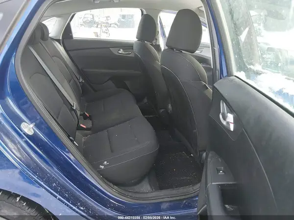 3KPF24AD2KE089366 2019 KIA FORTE - Image 8