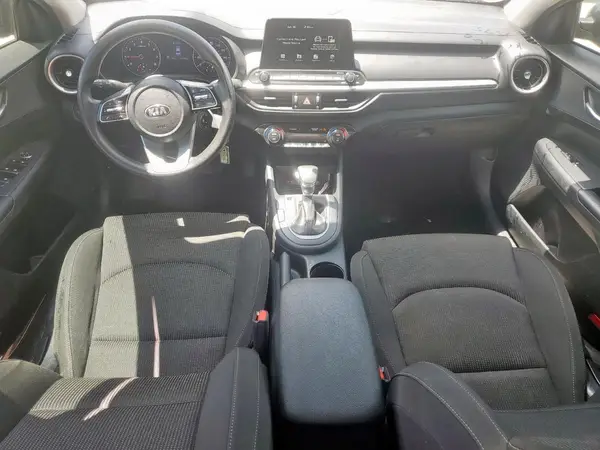 3KPF24AD2KE091649 2019 KIA FORTE - Image 8