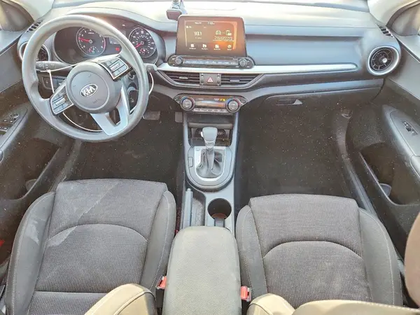 3KPF24AD2KE092610 2019 KIA FORTE - Image 8