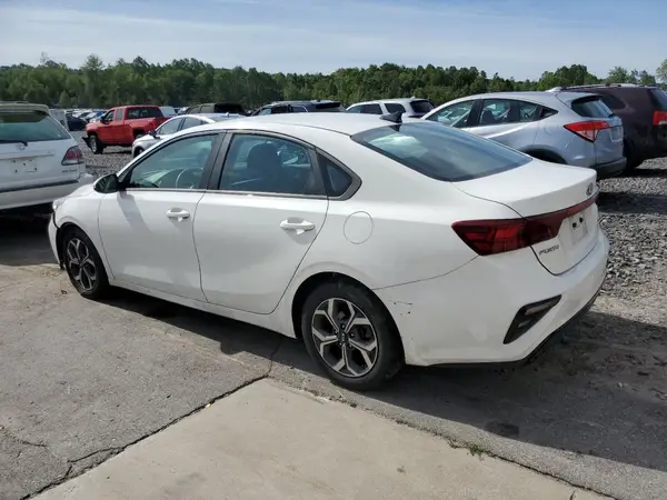3KPF24AD2KE095765 2019 KIA FORTE - Image 2