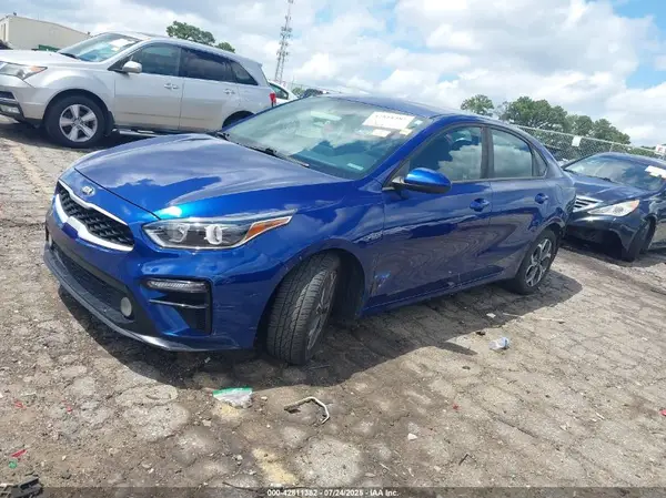 3KPF24AD2KE096446 2019 KIA FORTE - Image 2