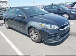 3KPF24AD2KE096835 2019 KIA FORTE
