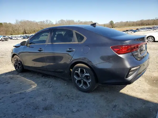 3KPF24AD2KE099038 2019 KIA FORTE - Image 2