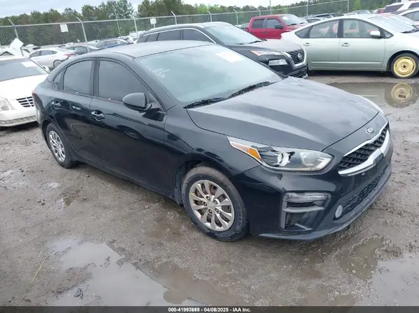 3KPF24AD2KE099198 2019 KIA FORTE - Image 1