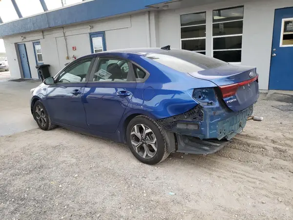 3KPF24AD2KE099430 2019 KIA FORTE - Image 2