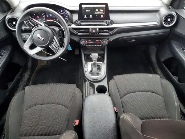 3KPF24AD2KE100432 2019 KIA FORTE - Image 8