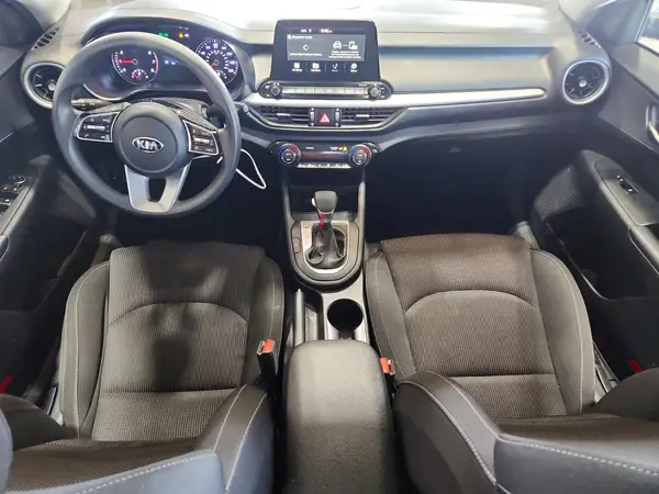 3KPF24AD2KE103055 2019 KIA FORTE - Image 8