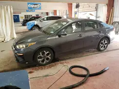 3KPF24AD2KE103329 2019 KIA FORTE