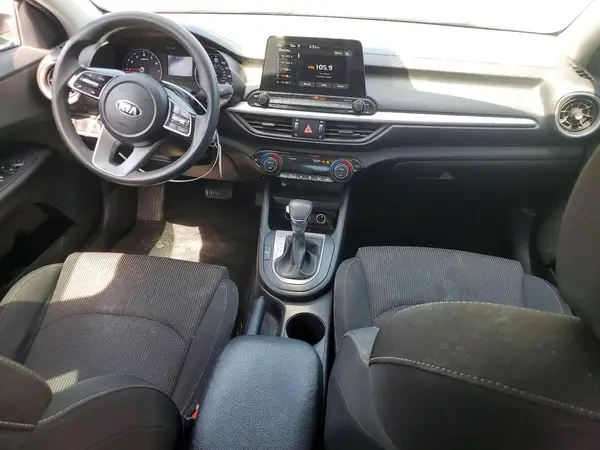 3KPF24AD2KE106716 2019 KIA FORTE - Image 8