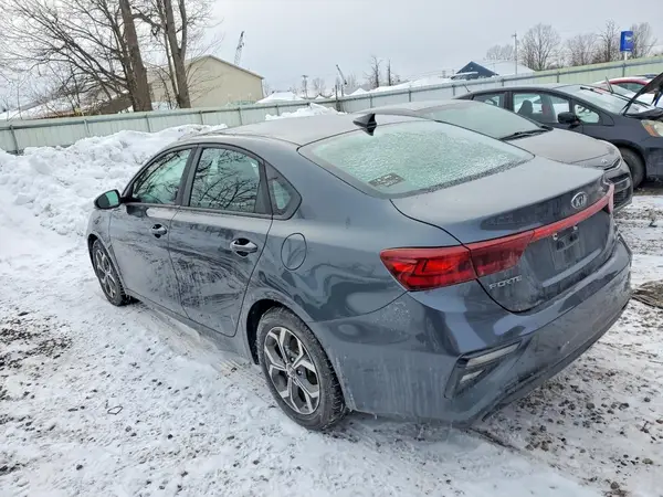 3KPF24AD2KE107154 2019 KIA FORTE - Image 2