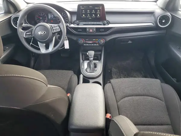 3KPF24AD2KE109194 2019 KIA FORTE - Image 8
