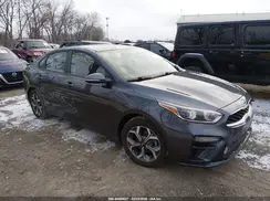 3KPF24AD2KE110541 2019 KIA FORTE