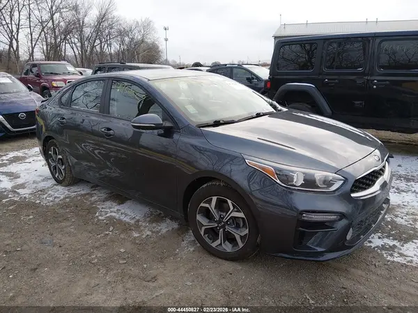 3KPF24AD2KE110541 2019 KIA FORTE - Image 1